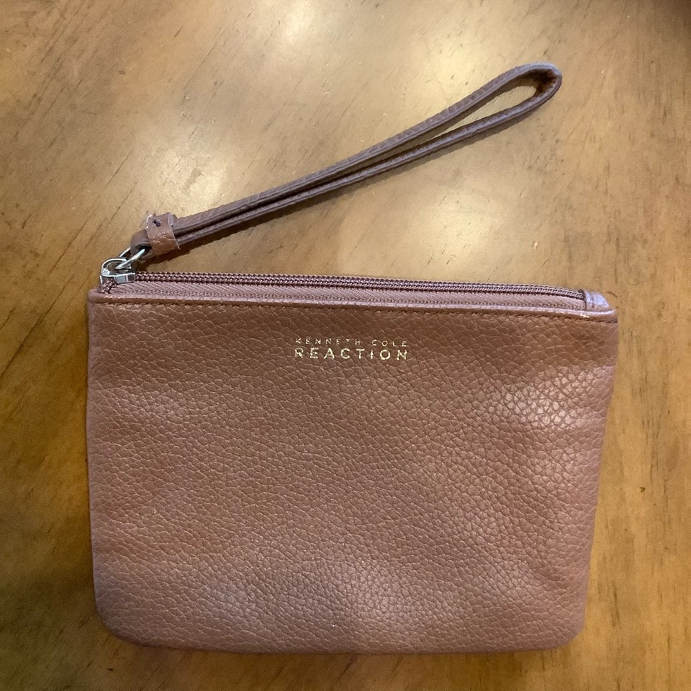 Kenneth Cole Reaction Brown Leather Wristlet